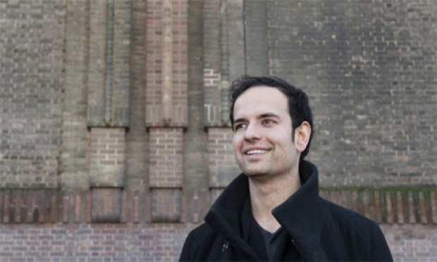 Tino Sehgal, outside The Tate Modern, London 2012
