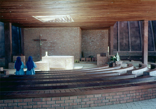 Mityana Pilgrims' Centre Shrine - Justus Dahinden