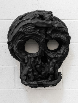 Yet to be titled (hollow nose mask), (2013) by Thomas Houseago