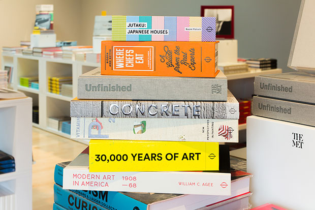 Met opens pop-up bookstore for new Met Breuer